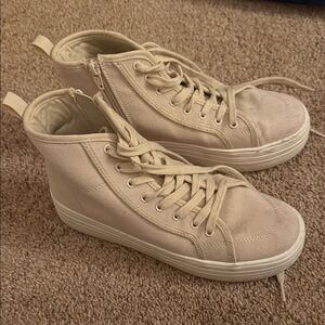 LAST CHANCE Beige High-Top Platform Sneakers Size 7.5